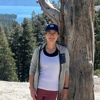 Sitter Profile Image: Courtney B.