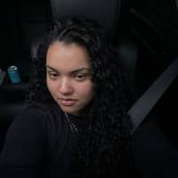 Sitter Profile Image: serena v.