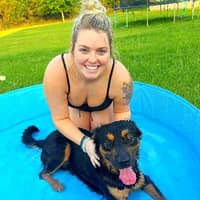 Sitter Profile Image: Caitlyn T.