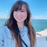 Sitter Profile Image: Van L.