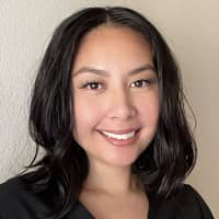 Sitter Profile Image: Victoria F.