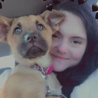 Sitter Profile Image: Lindsey J.