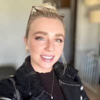 Sitter Profile Image: Amanda B.