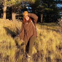 Sitter Profile Image: Mia W.