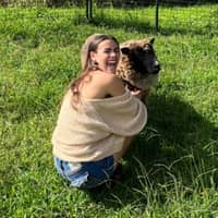 Sitter Profile Image: Malia B.