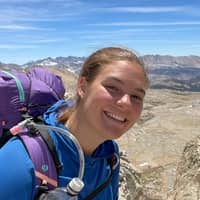 Sitter Profile Image: Dara S.