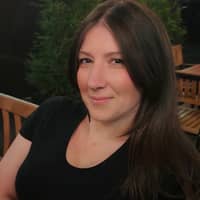 Sitter Profile Image: Holly M.