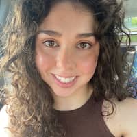 Sitter Profile Image: Maddie W.