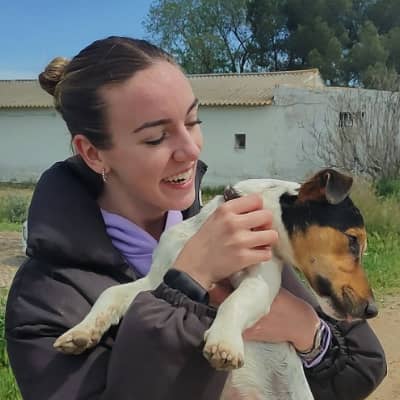Foto de perfil del cuidador: Andrea R.