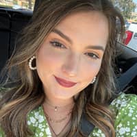 Sitter Profile Image: Rebekah R.