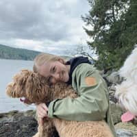 Sitter Profile Image: Zoe B.