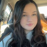 Sitter Profile Image: Abigail W.