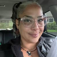 Sitter Profile Image: Raven W.