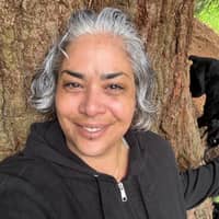 Sitter Profile Image: Raven W.