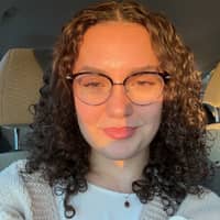 Sitter Profile Image: Emma H.