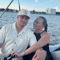 Sitter Profile Image: Kyle & Jessica E.