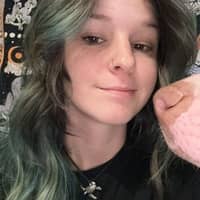 Sitter Profile Image: Lauren V.