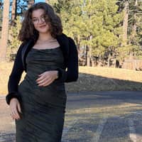 Sitter Profile Image: Lauryn H.