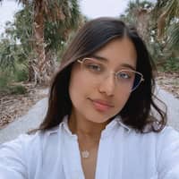 Sitter Profile Image: Amy A.