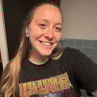 Sitter Profile Image: Hanna F.