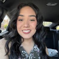 Sitter Profile Image: Diana G.