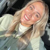 Sitter Profile Image: Samantha H.