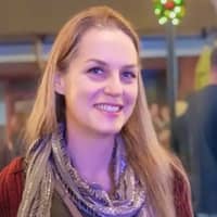 Sitter Profile Image: Louisa R.