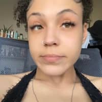 Sitter Profile Image: Chloe E.