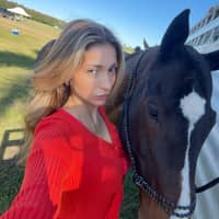 Sitter Profile Image: Victoria B.