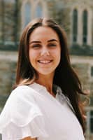 Sitter Profile Image: Christina L.