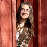 Sitter Profile Image: Arellana H.