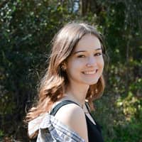 Sitter Profile Image: Sara R.