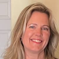 Sitter Profile Image: Traci C.