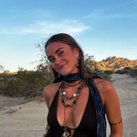 Sitter Profile Image: Kathryn P.