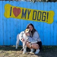 Sitter Profile Image: Alexis C.