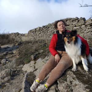 Sitter Profile Image: Araceli G.