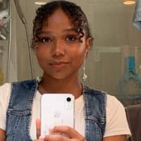 Sitter Profile Image: Nalayah S.