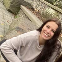 Sitter Profile Image: Sara F.