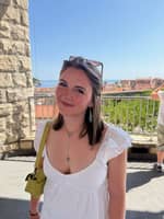 Sitter Profile Image: Emma S.