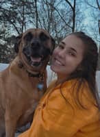 Sitter Profile Image: Olivia S.