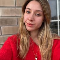 Sitter Profile Image: Yuliia D.