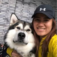 Sitter Profile Image: Tracie L.