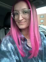 Sitter Profile Image: Lindsay S.