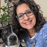 Sitter Profile Image: Yvonne S.