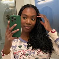 Sitter Profile Image: Djoulie H.