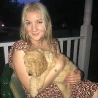 Sitter Profile Image: Emily L.