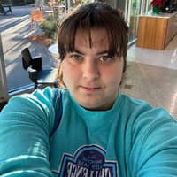 Sitter Profile Image: Shelby D.