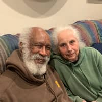 Sitter Profile Image: Robert & Debra T.