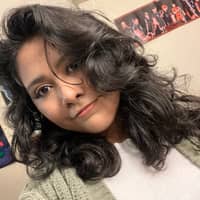 Sitter Profile Image: Leyla O.