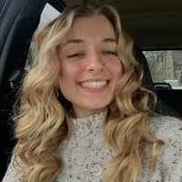 Sitter Profile Image: Lily N.